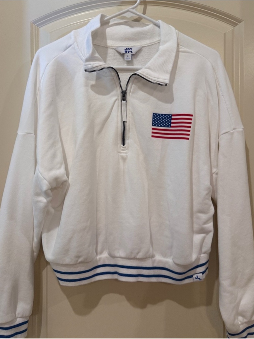 JoyLab White Quarter-Zip Sweatshirt with Flag Patch and Blue-Trim - Picture 4 of 5